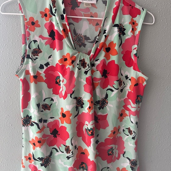 12 tops very classy nice tops women’s size small. - Picture 7 of 13